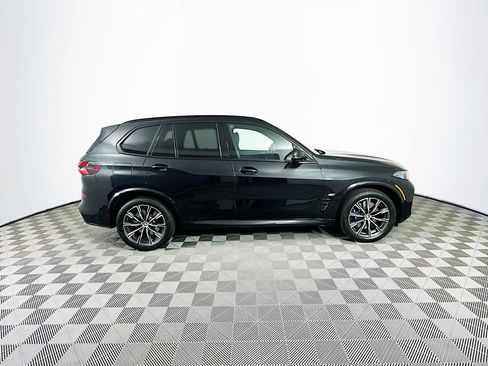 Used 2025 BMW X5 M60i image 10
