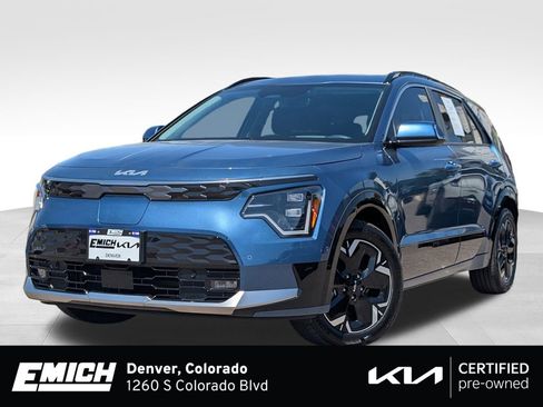 Used 2023 Kia Niro Wave w/ Wave Preserve Package FWD image 1