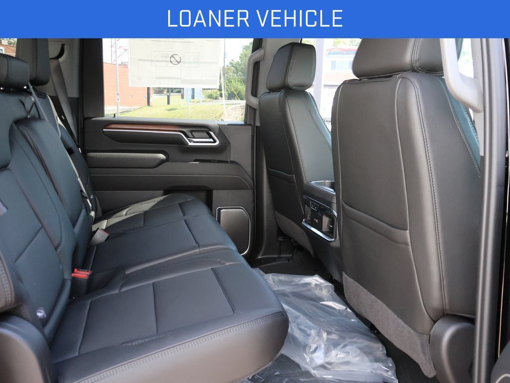 New 2026 GMC Sierra 2500 Denali w/ Denali Reserve Package AWD/4WD image 11