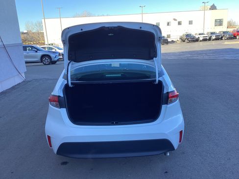 Certified 2023 Toyota Corolla LE image 5