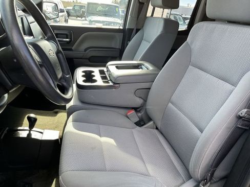 Used 2017 Chevrolet Silverado 1500 Custom w/ Custom Convenience Package image 15