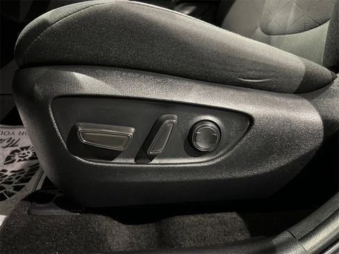 Used 2023 Toyota RAV4 AWD Hybrid image 24