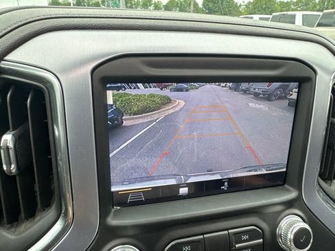 Used 2019 GMC Sierra 1500 SLT w/ SLT Premium Plus Package AWD/4WD image 32