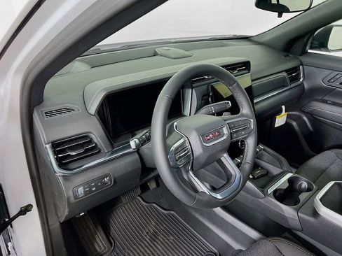 New 2026 GMC Terrain Elevation image 8