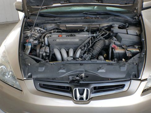 Used 2004 Honda Accord LX image 26