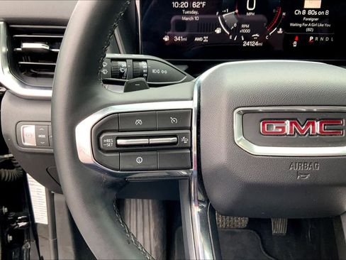 Used 2025 GMC Terrain Elevation image 24