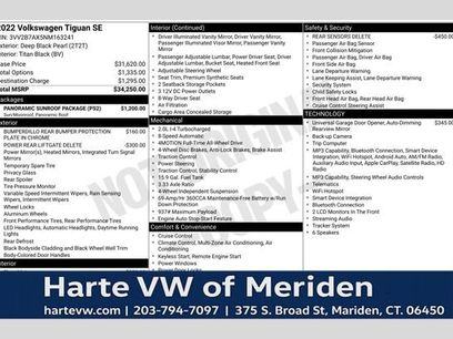 Used 2022 Volkswagen Tiguan SE w/ Panoramic Sunroof Package