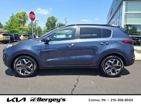 Used 2020 Kia Sportage EX w/ EX Technology Package AWD/4WD image 9