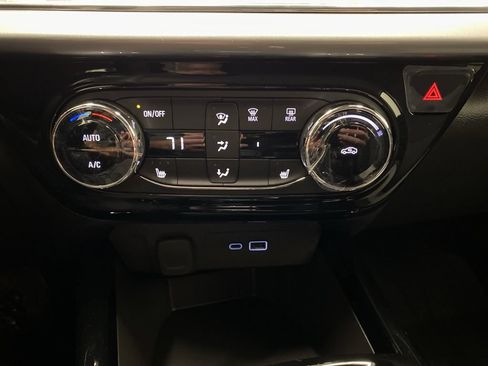 New 2026 Chevrolet Trax LT w/ Driver Confidence Package FWD image 20