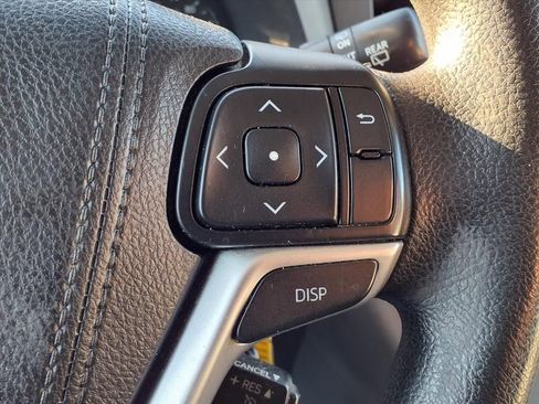 Used 2016 Toyota Sienna LE image 23