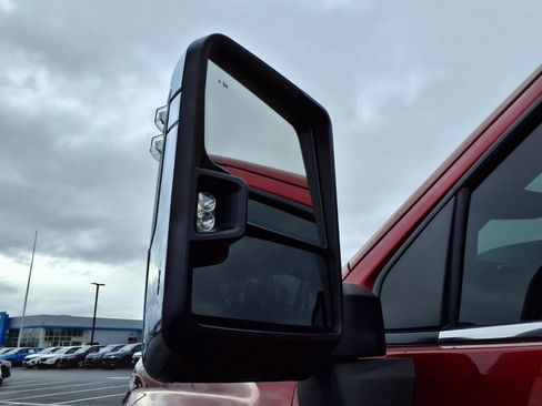 Used 2025 Chevrolet Silverado 3500 LTZ w/ LTZ Plus Package image 29