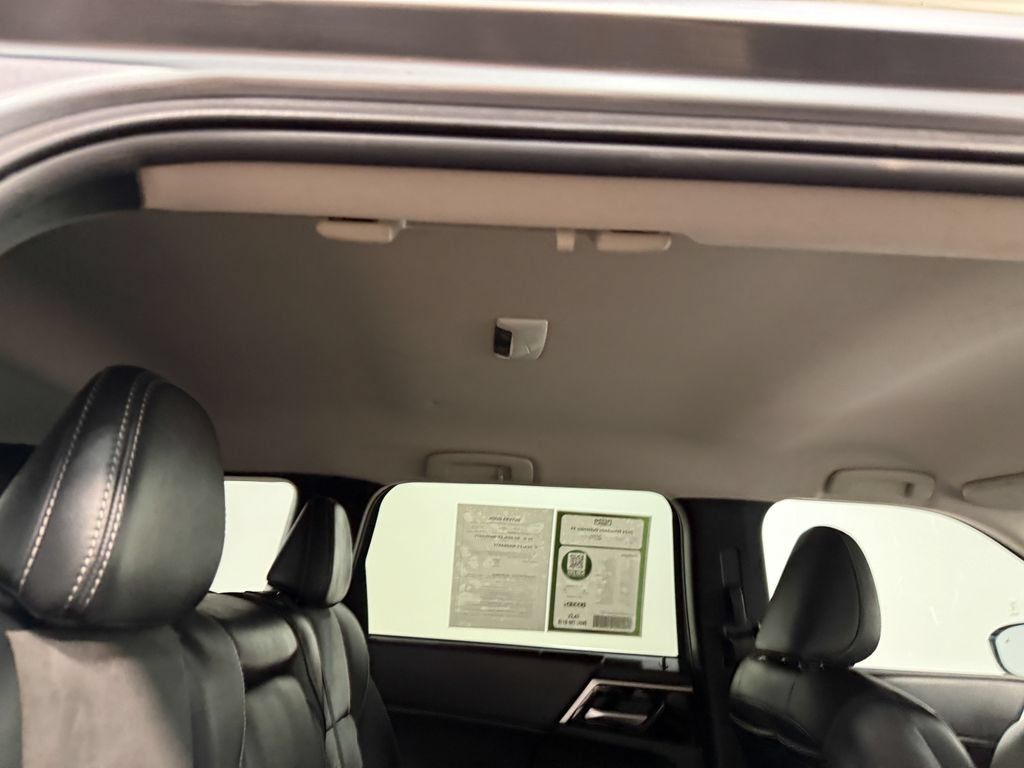 Used 2024 Mitsubishi Outlander SE AWD/4WD image 16