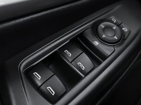 Used 2022 Chevrolet Bolt EUV Premier image 15