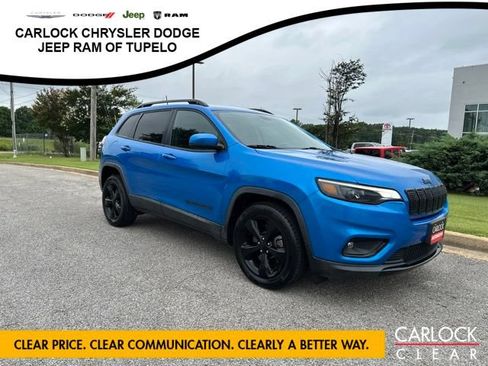 Used 2020 Jeep Cherokee Latitude Plus FWD image 3