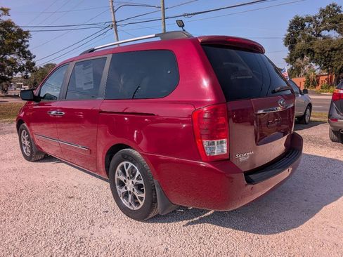 Used 2014 Kia Sedona EX w/ Navigation Package image 7
