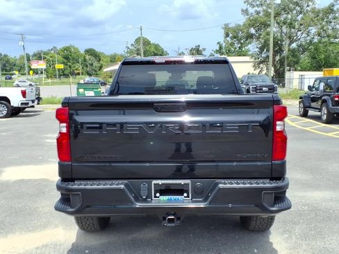 Used 2024 Chevrolet Silverado 1500 Custom w/ Turbomax Blackout Package RWD image 6