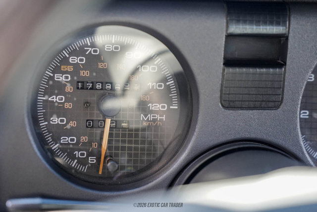 Used 1992 Pontiac Firebird Formula RWD image 21