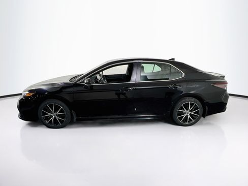 Used 2023 Toyota Camry SE w/ Cold Weather Package AWD/4WD image 8