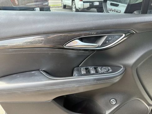 Used 2023 Buick Envision Preferred w/ Sport Touring Package AWD/4WD image 9