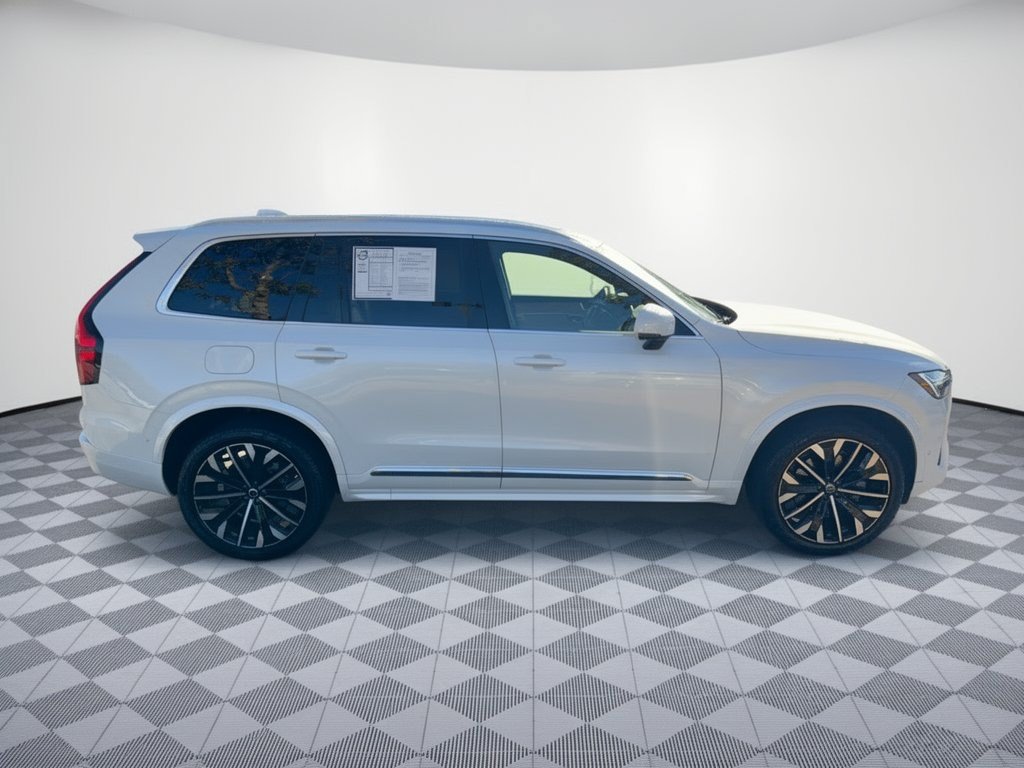 Used 2026 Volvo XC90 B6 Plus w/ Protection Package AWD/4WD image 8