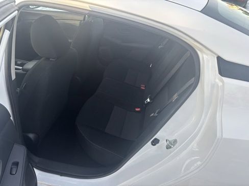 Used 2024 Nissan Sentra SV image 18