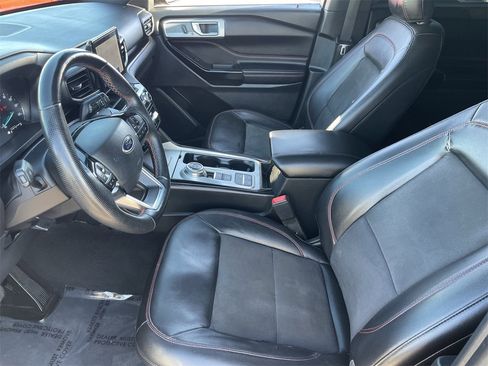 Used 2022 Ford Explorer ST-Line w/ Class IV Trailer Tow Package image 21