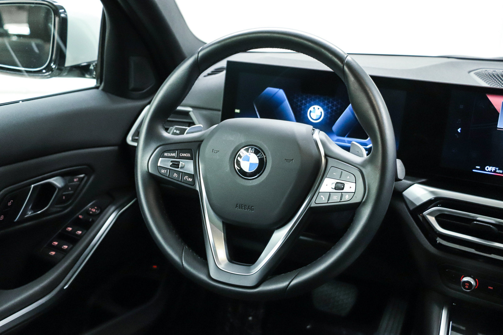 Certified 2024 BMW 330i Sedan w/ Convenience Package RWD image 16