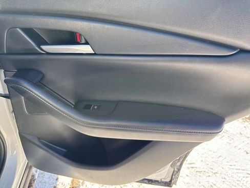 Used 2022 MAZDA CX-30 AWD 2.5 S w/ Select Package image 23