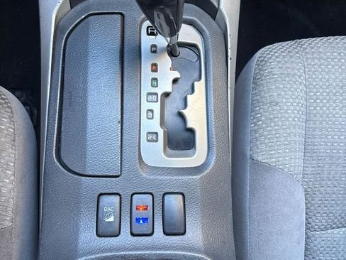 Used 2004 Toyota 4Runner SR5 image 15