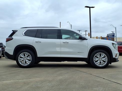 Certified 2024 GMC Acadia Elevation FWD image 28
