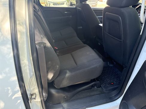Used 2012 Chevrolet Avalanche LS w/ Convenience Package AWD/4WD image 18