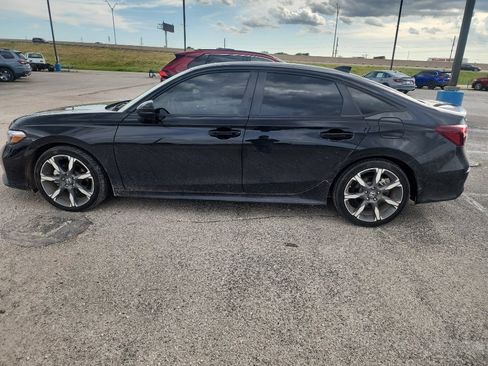 Used 2025 Honda Civic Sport image 6