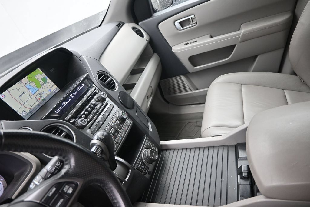 Used 2015 Honda Pilot Touring image 15
