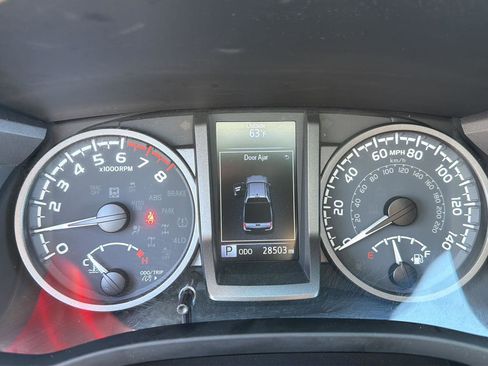 Used 2023 Toyota Tacoma TRD Off-Road w/ Advanced Technology Package image 3