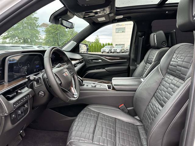 Used 2024 Cadillac Escalade ESV Sport Platinum AWD/4WD image 36