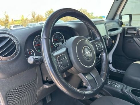 Used 2018 Jeep Wrangler Unlimited Sport S AWD/4WD image 15