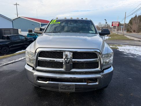 Used 2014 RAM 2500 Tradesman w/ Chrome Appearance Group image 2