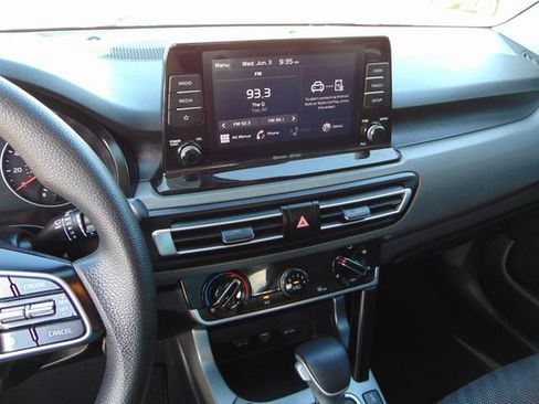 Used 2022 Kia Seltos LX AWD/4WD image 12