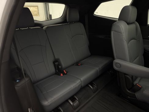 Used 2023 Buick Enclave Essence w/ Experience Buick Package image 61