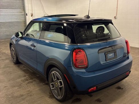 Used 2022 MINI Cooper SE image 7
