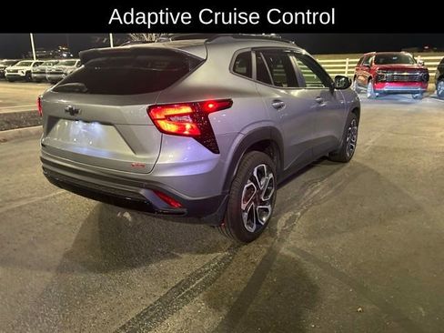 Used 2024 Chevrolet Trax RS w/ Driver Confidence Package image 4