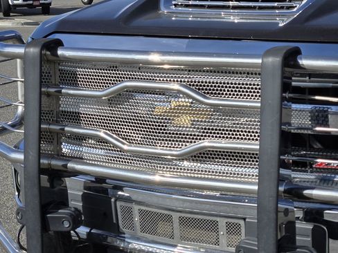 Used 2018 Chevrolet Silverado 2500 LTZ w/ Duramax Plus Package image 39