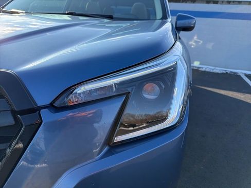 Used 2023 Subaru Forester Premium image 9