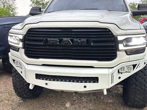 Used 2021 RAM 2500 Laramie w/ Night Edition AWD/4WD image 9