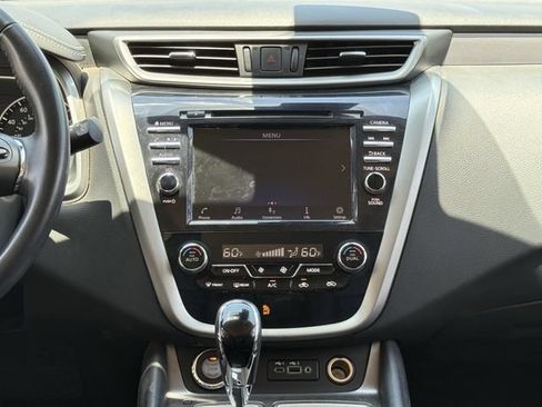 Used 2023 Nissan Murano SV AWD/4WD image 17