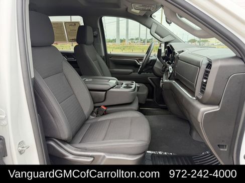 Used 2025 Chevrolet Silverado 1500 LT AWD/4WD image 30