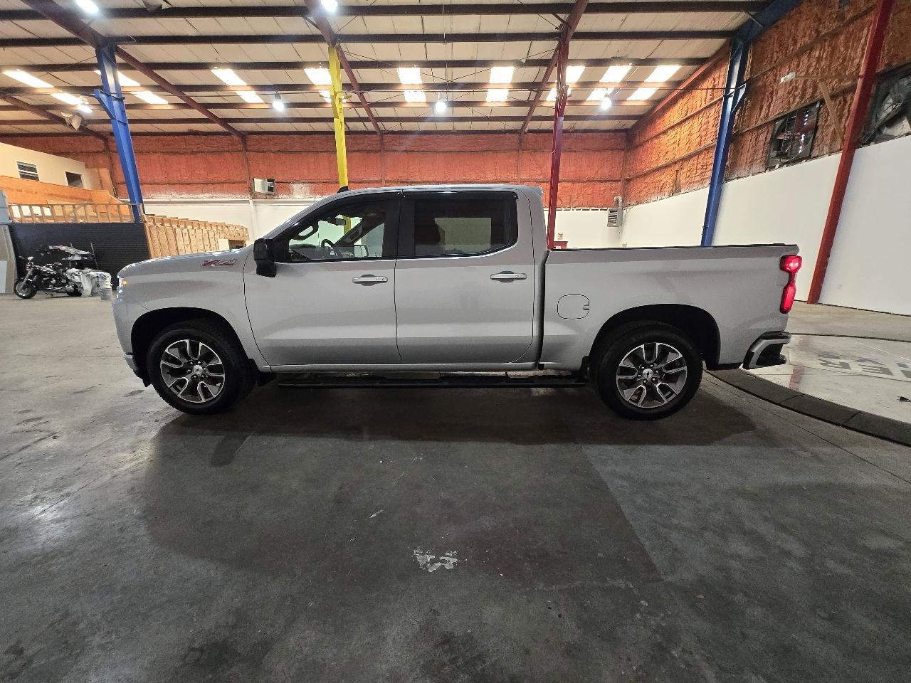 Used 2019 Chevrolet Silverado 1500 RST AWD/4WD image 12