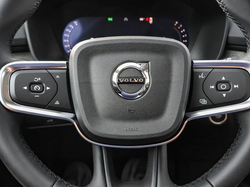 New 2026 Volvo XC40 B5 Core w/ Climate Package AWD/4WD image 34