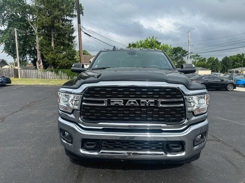 Used 2022 RAM 2500 Big Horn w/ Cold Weather Group AWD/4WD image 2