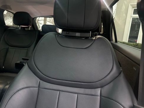 Used 2023 Land Rover Range Rover Sport SE image 31